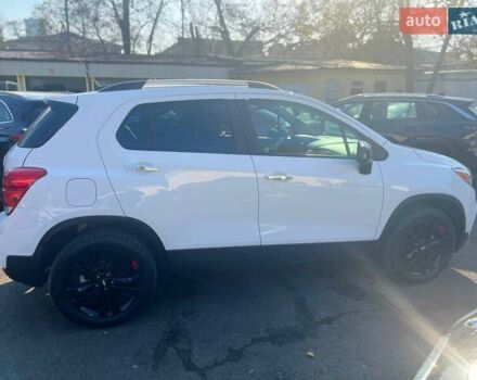 Білий Шевроле Trax, об'ємом двигуна 1.4 л та пробігом 133 тис. км за 12800 $, фото 6 на Automoto.ua