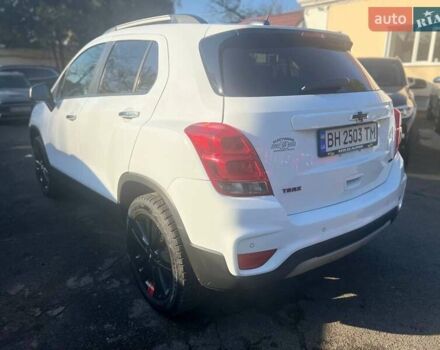 Білий Шевроле Trax, об'ємом двигуна 1.4 л та пробігом 133 тис. км за 12800 $, фото 7 на Automoto.ua