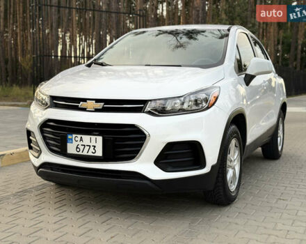 Білий Шевроле Trax, об'ємом двигуна 1.36 л та пробігом 132 тис. км за 11400 $, фото 5 на Automoto.ua