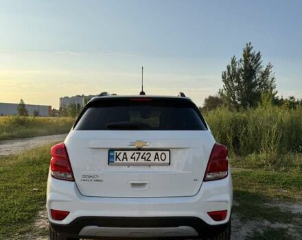 Білий Шевроле Trax, об'ємом двигуна 1.4 л та пробігом 87 тис. км за 13100 $, фото 4 на Automoto.ua