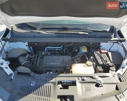 Шевроле Trax 2019 в Киеве на Automoto.ua Белый Шевроле Trax, объемом двигателя 1.4 л и пробегом 19 тыс. км за 2100 $, фото 1 на Automoto.ua