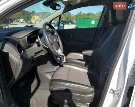 Шевроле Trax 2019 в Киеве на Automoto.ua Белый Шевроле Trax, объемом двигателя 1.4 л и пробегом 19 тыс. км за 2100 $, фото 5 на Automoto.ua