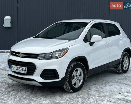 Белый Шевроле Trax, объемом двигателя 1.4 л и пробегом 116 тыс. км за 11950 $, фото 1 на Automoto.ua