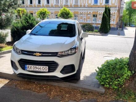 Білий Шевроле Trax, об'ємом двигуна 1.4 л та пробігом 72 тис. км за 12500 $, фото 1 на Automoto.ua