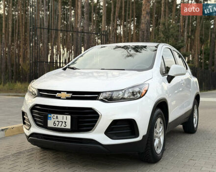 Білий Шевроле Trax, об'ємом двигуна 1.36 л та пробігом 132 тис. км за 11400 $, фото 1 на Automoto.ua