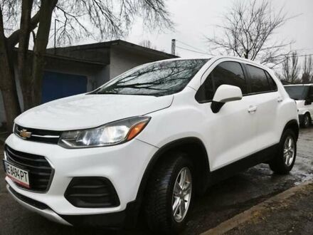 Белый Шевроле Trax, объемом двигателя 1.4 л и пробегом 110 тыс. км за 10999 $, фото 1 на Automoto.ua