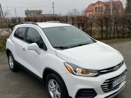 Белый Шевроле Trax, объемом двигателя 1.36 л и пробегом 76 тыс. км за 11850 $, фото 1 на Automoto.ua