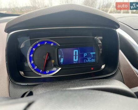 Черный Шевроле Trax, объемом двигателя 1.4 л и пробегом 130 тыс. км за 9800 $, фото 16 на Automoto.ua