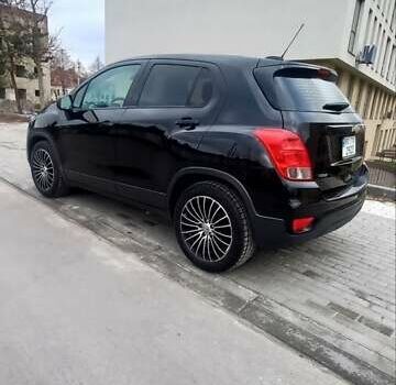 Чорний Шевроле Trax, об'ємом двигуна 1.36 л та пробігом 126 тис. км за 10600 $, фото 4 на Automoto.ua