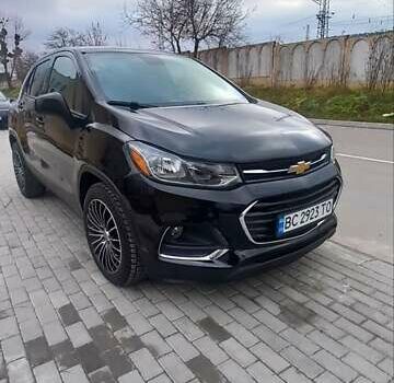 Чорний Шевроле Trax, об'ємом двигуна 1.36 л та пробігом 126 тис. км за 10600 $, фото 6 на Automoto.ua
