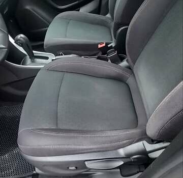 Чорний Шевроле Trax, об'ємом двигуна 1.36 л та пробігом 126 тис. км за 10600 $, фото 17 на Automoto.ua