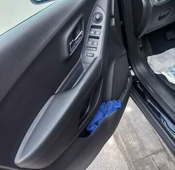 Чорний Шевроле Trax, об'ємом двигуна 1.36 л та пробігом 126 тис. км за 10600 $, фото 16 на Automoto.ua