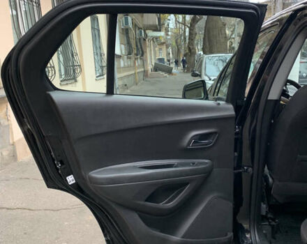 Чорний Шевроле Trax, об'ємом двигуна 1.36 л та пробігом 61 тис. км за 11700 $, фото 19 на Automoto.ua