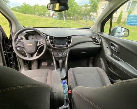 Чорний Шевроле Trax, об'ємом двигуна 1.4 л та пробігом 175 тис. км за 10400 $, фото 22 на Automoto.ua