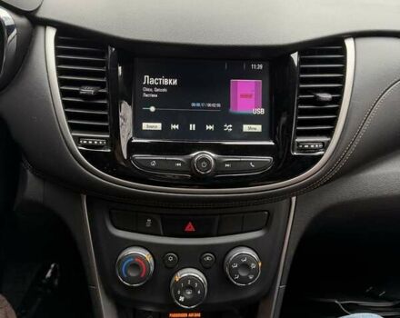 Чорний Шевроле Trax, об'ємом двигуна 1.4 л та пробігом 175 тис. км за 10400 $, фото 2 на Automoto.ua