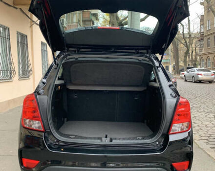 Чорний Шевроле Trax, об'ємом двигуна 1.36 л та пробігом 61 тис. км за 11700 $, фото 27 на Automoto.ua