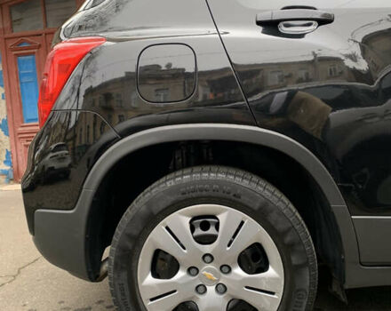 Чорний Шевроле Trax, об'ємом двигуна 1.36 л та пробігом 61 тис. км за 11700 $, фото 4 на Automoto.ua