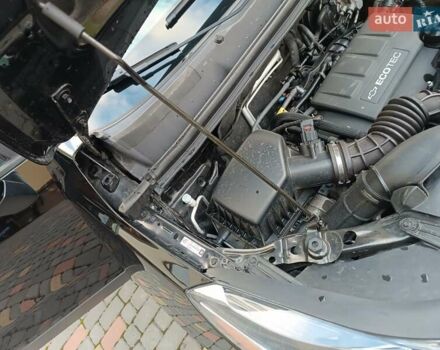 Черный Шевроле Trax, объемом двигателя 1.36 л и пробегом 81 тыс. км за 10950 $, фото 27 на Automoto.ua