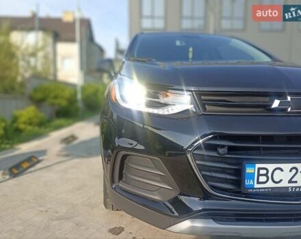 Черный Шевроле Trax, объемом двигателя 1.36 л и пробегом 69 тыс. км за 11600 $, фото 34 на Automoto.ua