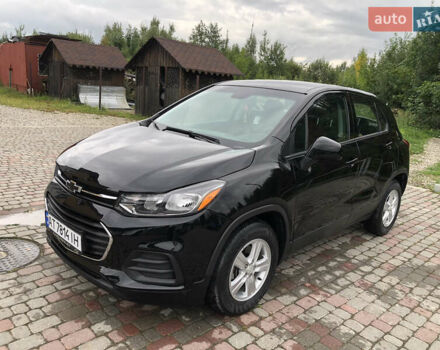 Черный Шевроле Trax, объемом двигателя 1.36 л и пробегом 78 тыс. км за 9900 $, фото 24 на Automoto.ua