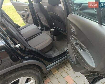 Черный Шевроле Trax, объемом двигателя 1.36 л и пробегом 81 тыс. км за 10950 $, фото 19 на Automoto.ua