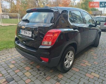 Черный Шевроле Trax, объемом двигателя 1.36 л и пробегом 81 тыс. км за 10950 $, фото 7 на Automoto.ua