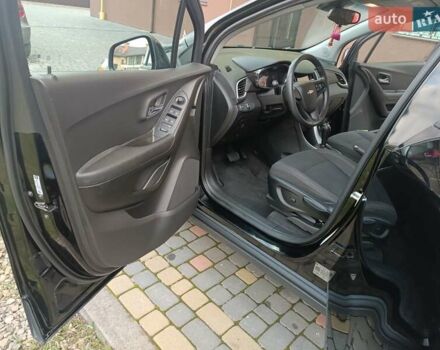 Черный Шевроле Trax, объемом двигателя 1.36 л и пробегом 81 тыс. км за 10950 $, фото 13 на Automoto.ua