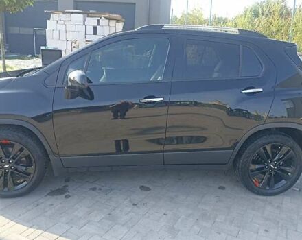 Черный Шевроле Trax, объемом двигателя 1.36 л и пробегом 69 тыс. км за 11600 $, фото 18 на Automoto.ua