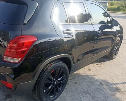 Черный Шевроле Trax, объемом двигателя 1.36 л и пробегом 69 тыс. км за 11600 $, фото 17 на Automoto.ua