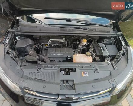 Черный Шевроле Trax, объемом двигателя 1.36 л и пробегом 81 тыс. км за 10950 $, фото 25 на Automoto.ua