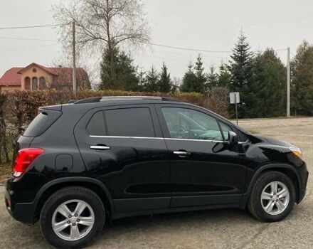 Черный Шевроле Trax, объемом двигателя 1.4 л и пробегом 68 тыс. км за 11950 $, фото 2 на Automoto.ua