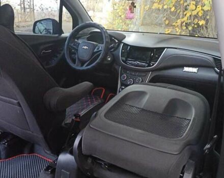 Черный Шевроле Trax, объемом двигателя 1.36 л и пробегом 31 тыс. км за 14000 $, фото 17 на Automoto.ua