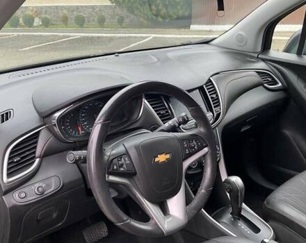 Черный Шевроле Trax, объемом двигателя 1.4 л и пробегом 68 тыс. км за 11950 $, фото 13 на Automoto.ua