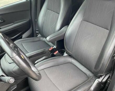 Черный Шевроле Trax, объемом двигателя 1.4 л и пробегом 68 тыс. км за 11950 $, фото 14 на Automoto.ua