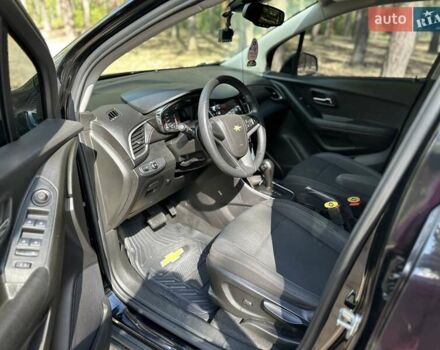 Шевроле Trax 2019 в Кропивницком (Кировограде) на Automoto.ua Черный Шевроле Trax, объемом двигателя 1.4 л и пробегом 48 тыс. км за 14000 $, фото 7 на Automoto.ua