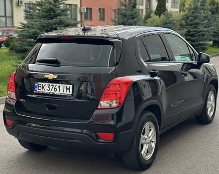 Чорний Шевроле Trax, об'ємом двигуна 1.36 л та пробігом 84 тис. км за 11999 $, фото 1 на Automoto.ua