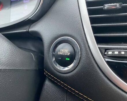 Черный Шевроле Trax, объемом двигателя 1.4 л и пробегом 68 тыс. км за 11950 $, фото 41 на Automoto.ua