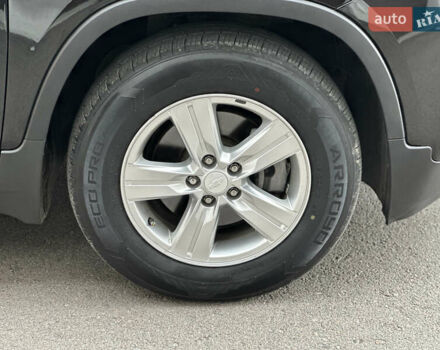 Чорний Шевроле Trax, об'ємом двигуна 1.36 л та пробігом 84 тис. км за 11999 $, фото 5 на Automoto.ua