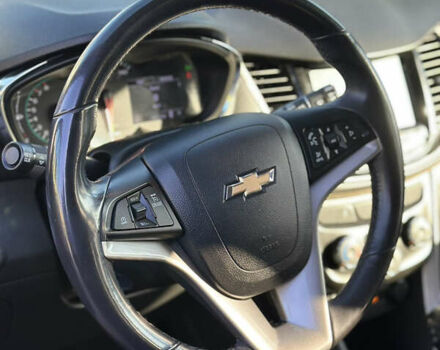 Черный Шевроле Trax, объемом двигателя 1.4 л и пробегом 99 тыс. км за 13799 $, фото 9 на Automoto.ua