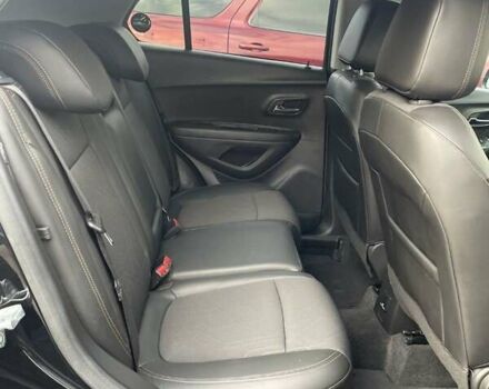 Черный Шевроле Trax, объемом двигателя 1.36 л и пробегом 42 тыс. км за 15500 $, фото 3 на Automoto.ua