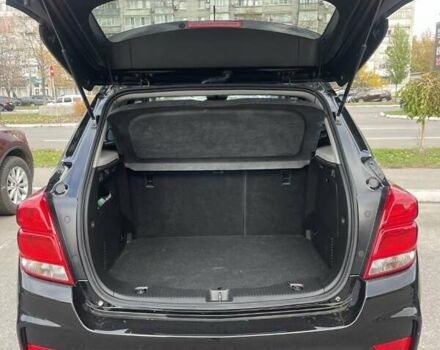 Черный Шевроле Trax, объемом двигателя 1.36 л и пробегом 42 тыс. км за 15500 $, фото 8 на Automoto.ua