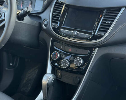 Черный Шевроле Trax, объемом двигателя 1.4 л и пробегом 92 тыс. км за 14999 $, фото 29 на Automoto.ua