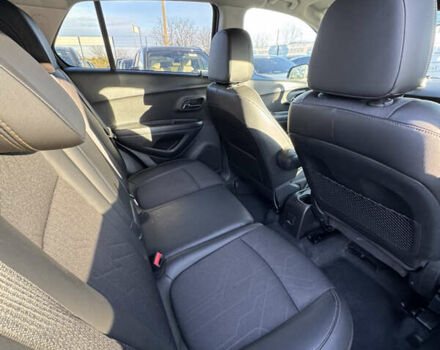 Черный Шевроле Trax, объемом двигателя 1.4 л и пробегом 92 тыс. км за 14999 $, фото 26 на Automoto.ua