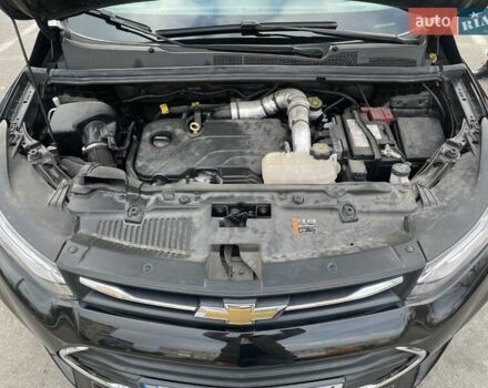 Черный Шевроле Trax, объемом двигателя 1.36 л и пробегом 42 тыс. км за 15500 $, фото 9 на Automoto.ua