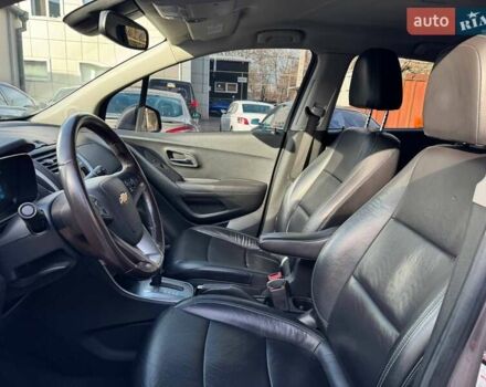 Коричневий Шевроле Trax, об'ємом двигуна 1.69 л та пробігом 220 тис. км за 8900 $, фото 9 на Automoto.ua