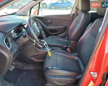 Красный Шевроле Trax, объемом двигателя 1.4 л и пробегом 77 тыс. км за 3000 $, фото 6 на Automoto.ua