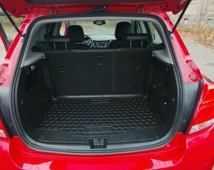 Красный Шевроле Trax, объемом двигателя 1.4 л и пробегом 50 тыс. км за 13600 $, фото 24 на Automoto.ua