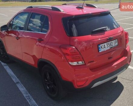 Красный Шевроле Trax, объемом двигателя 1.36 л и пробегом 52 тыс. км за 14300 $, фото 4 на Automoto.ua