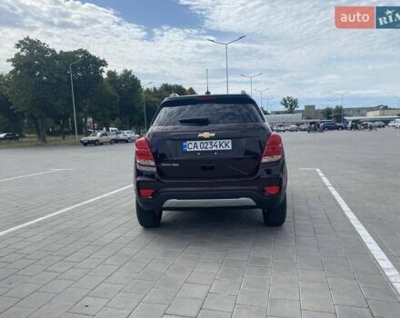 Красный Шевроле Trax, объемом двигателя 1.4 л и пробегом 42 тыс. км за 15500 $, фото 2 на Automoto.ua