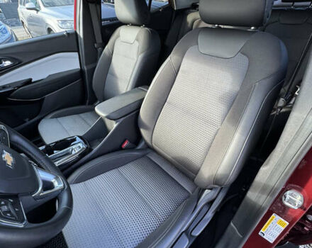 Красный Шевроле Trax, объемом двигателя 1.2 л и пробегом 80 тыс. км за 18999 $, фото 16 на Automoto.ua